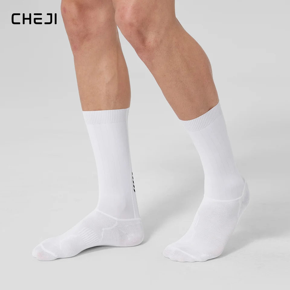 Cheji Unisex Aerodynamic Cycling Socks Optimal Performance Comfortable Design
