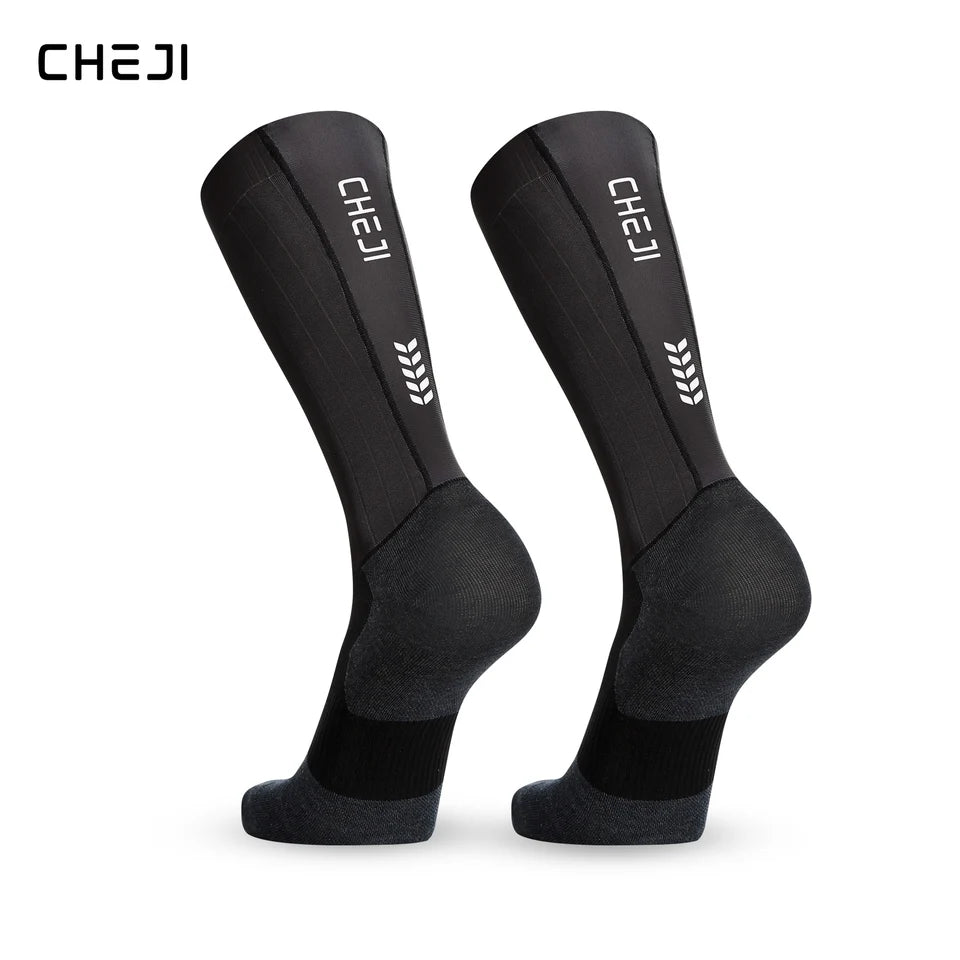 Cheji Unisex Aerodynamic Cycling Socks Optimal Performance Comfortable Design
